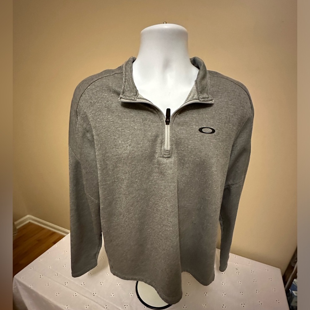 Oakley Sweatshirt Pullover Mens Large 1/4 Zip Fleece Golf Performance Gray